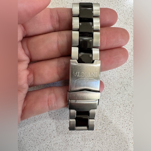 Men’s Invicta Watch - Picture 5 of 5